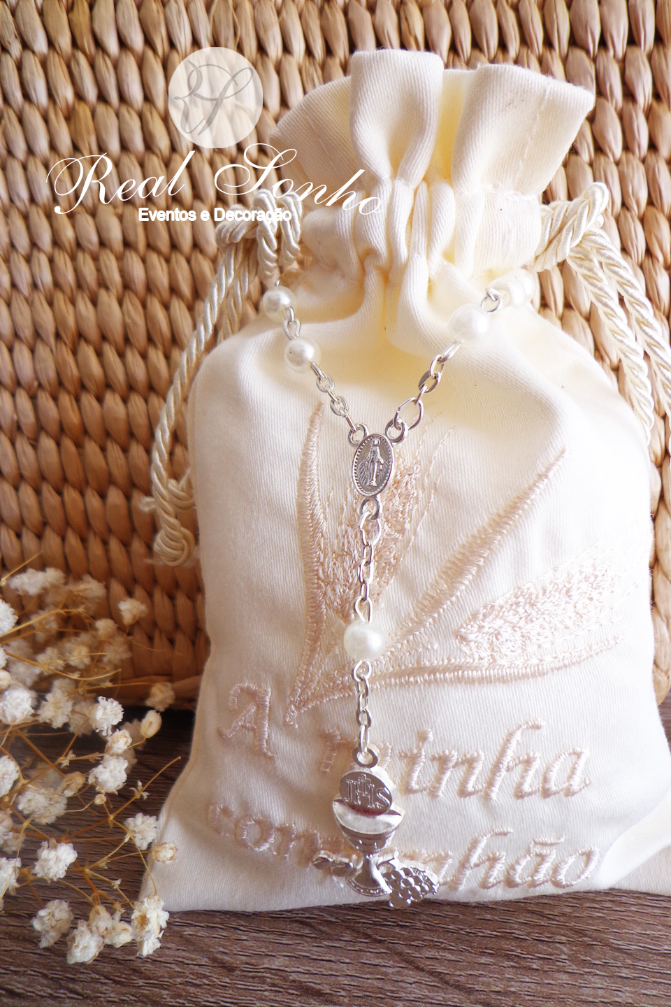 Saquinho Bordado  I   A minha Comunhão