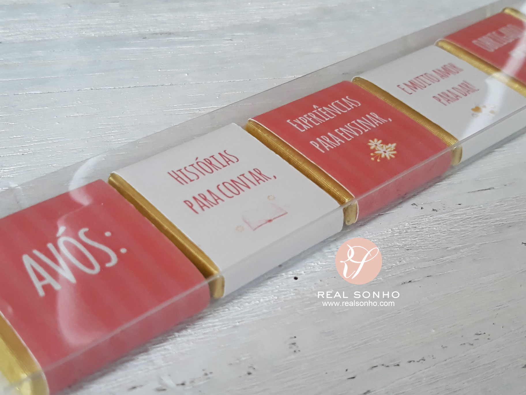 Caixa acrílica com 6 napolitanas I AVÓS-CH003